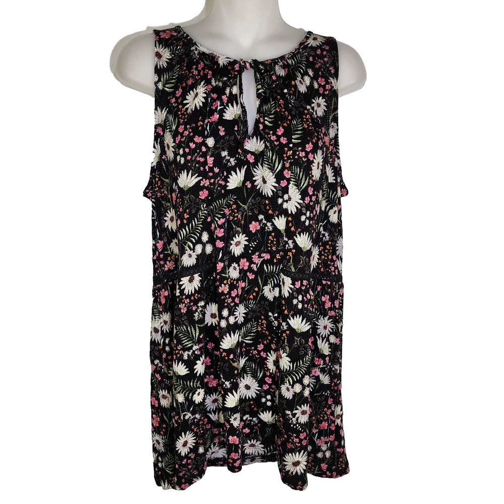 Maurices Women Tank Top Size Medium Black Floral Knit Lace Trim Tie Keyhole Neck